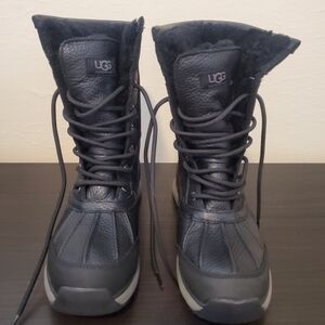 UGG Women's Adirondack Boots